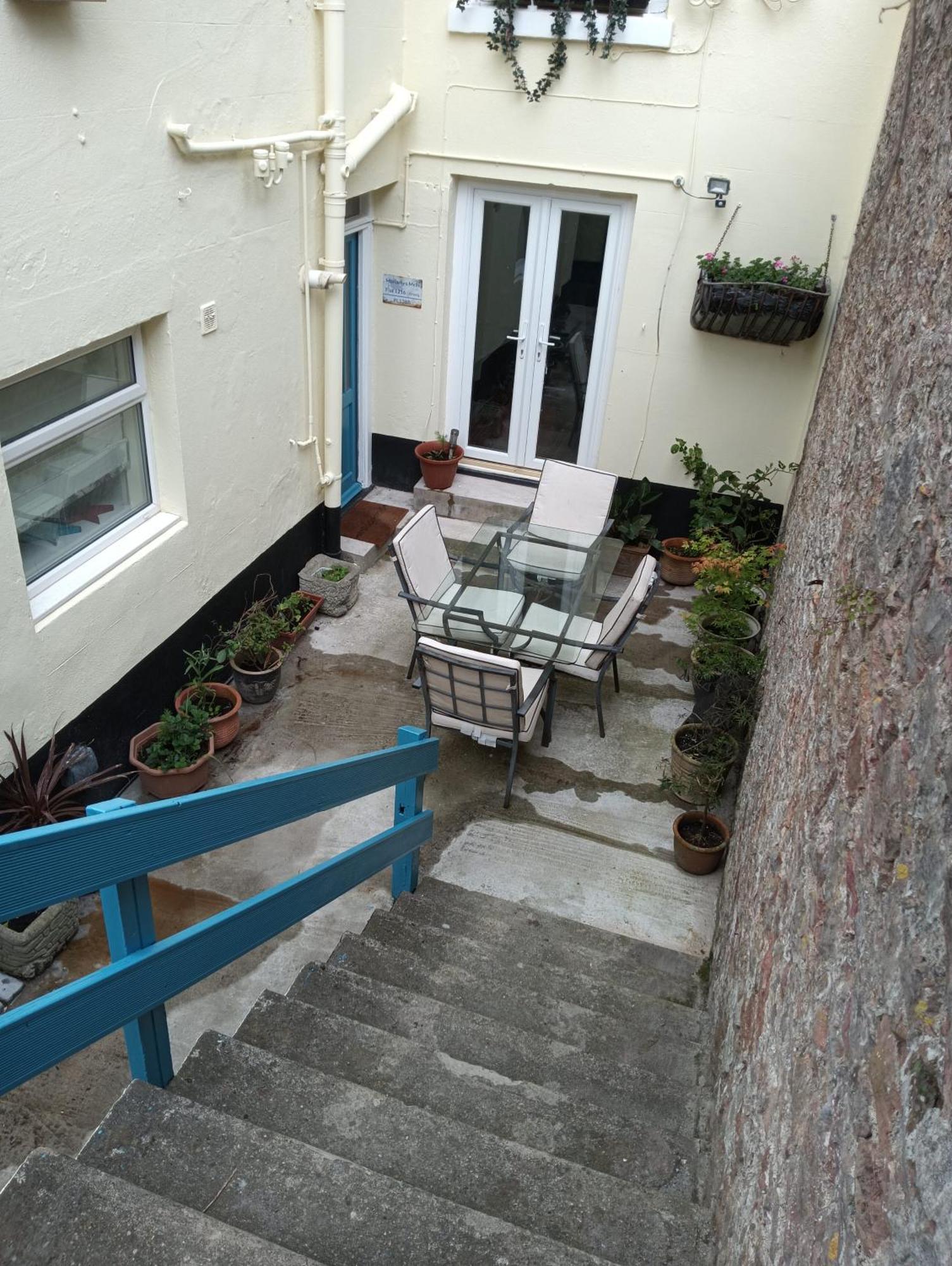 Moriarty'S Mess Plymouth Exterior foto